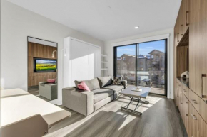 Modern Ski in Ski out Canyons Village Studio